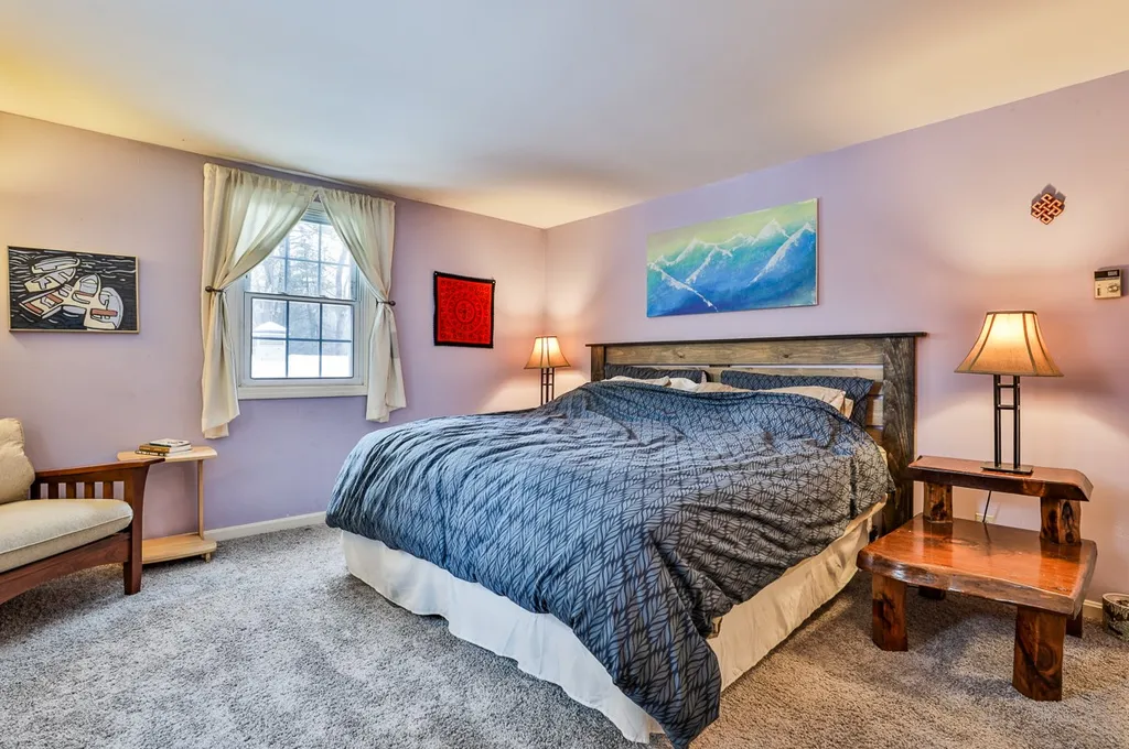 32 Hickory Drive Amherst NH 03031