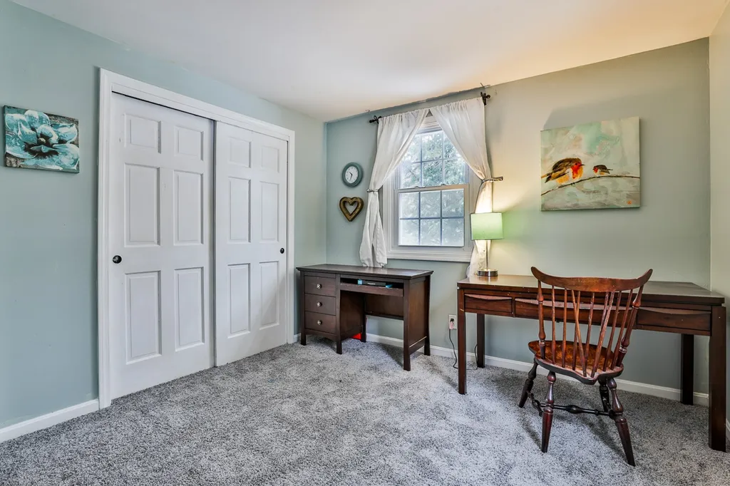 32 Hickory Drive Amherst NH 03031