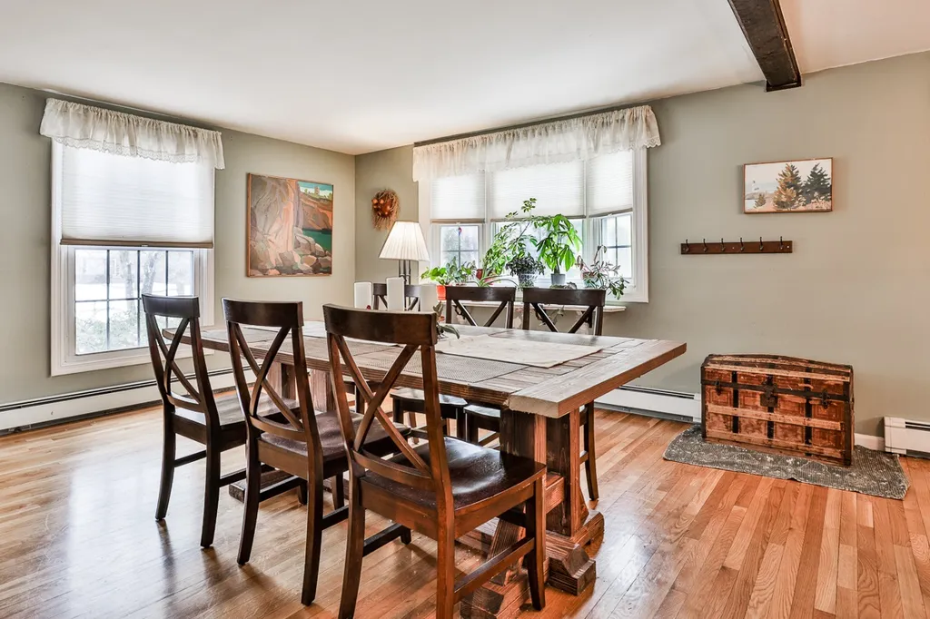32 Hickory Drive Amherst NH 03031