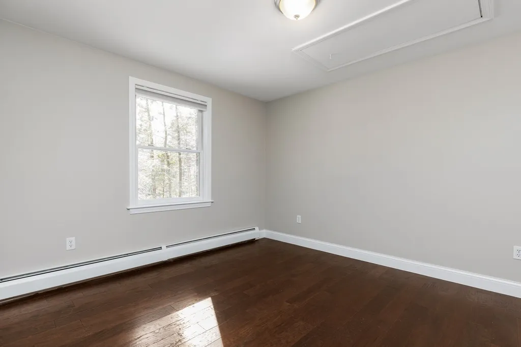 19 Spruce Lane Dover NH 03820