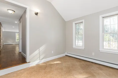 19 Spruce Lane Dover NH 03820