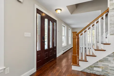 19 Spruce Lane Dover NH 03820