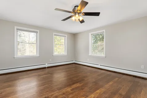 19 Spruce Lane Dover NH 03820