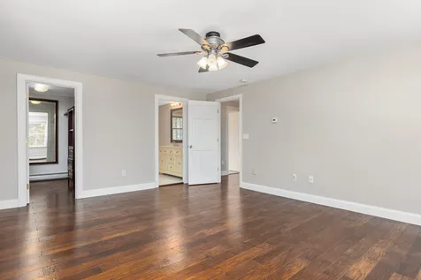 19 Spruce Lane Dover NH 03820