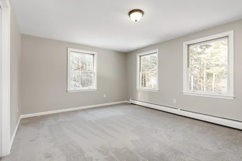 19 Spruce Lane Dover NH 03820