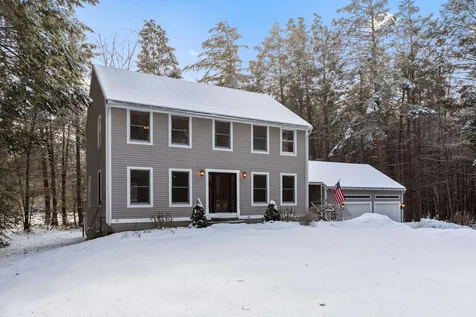19 Spruce Lane Dover NH 03820