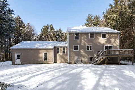 19 Spruce Lane Dover NH 03820