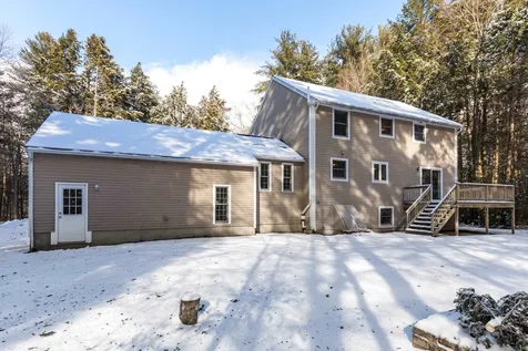 19 Spruce Lane Dover NH 03820