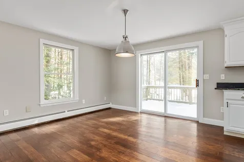 19 Spruce Lane Dover NH 03820