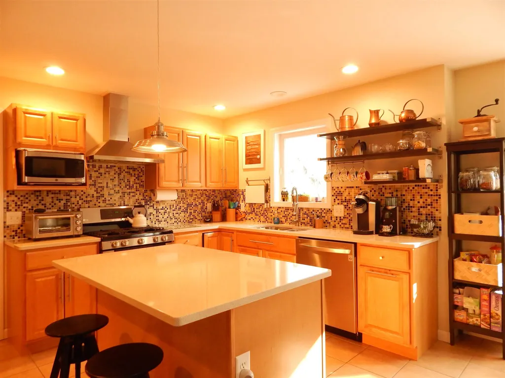 66 Laurel Drive Essex VT 05452