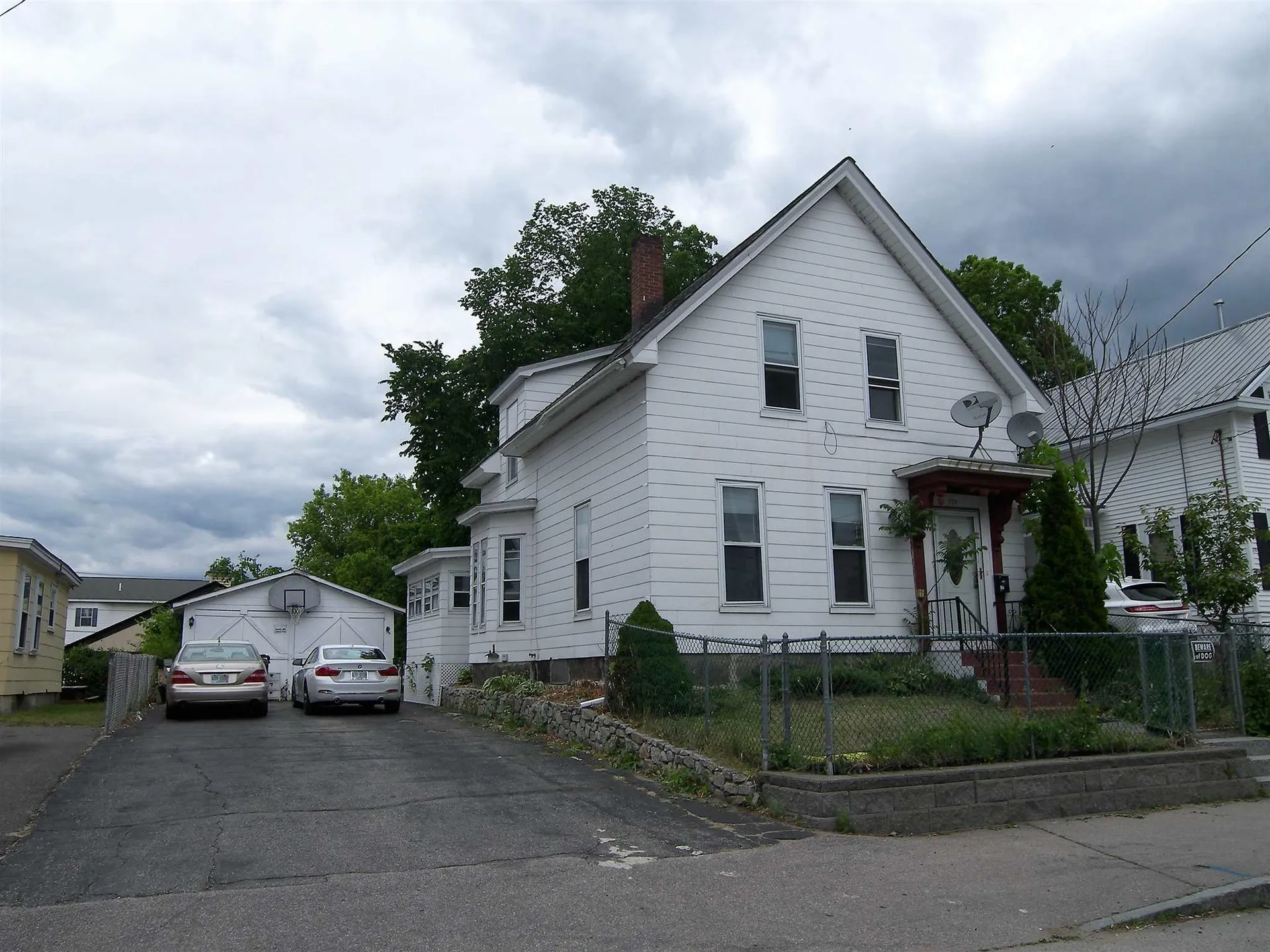 374 Manchester Street Manchester NH 03103