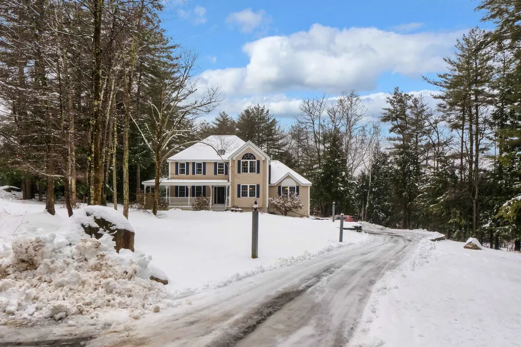 148 Odell Road Sandown NH 03873