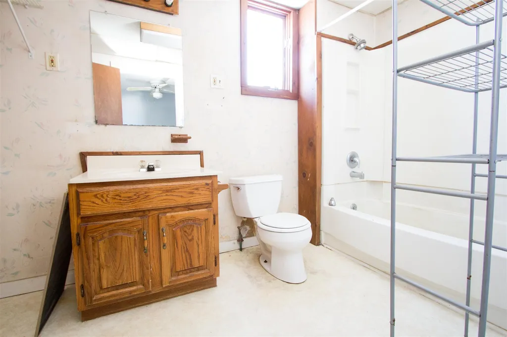28 Greenwich Street Swanton VT 05488