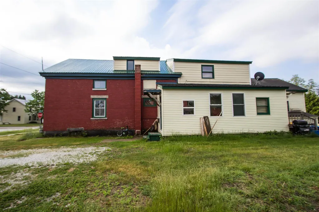 28 Greenwich Street Swanton VT 05488