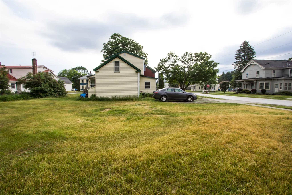 28 Greenwich Street Swanton VT 05488