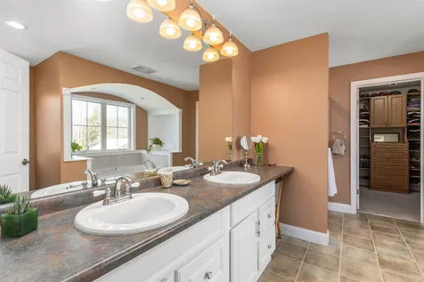 123 Perkins Road Madbury NH 03823