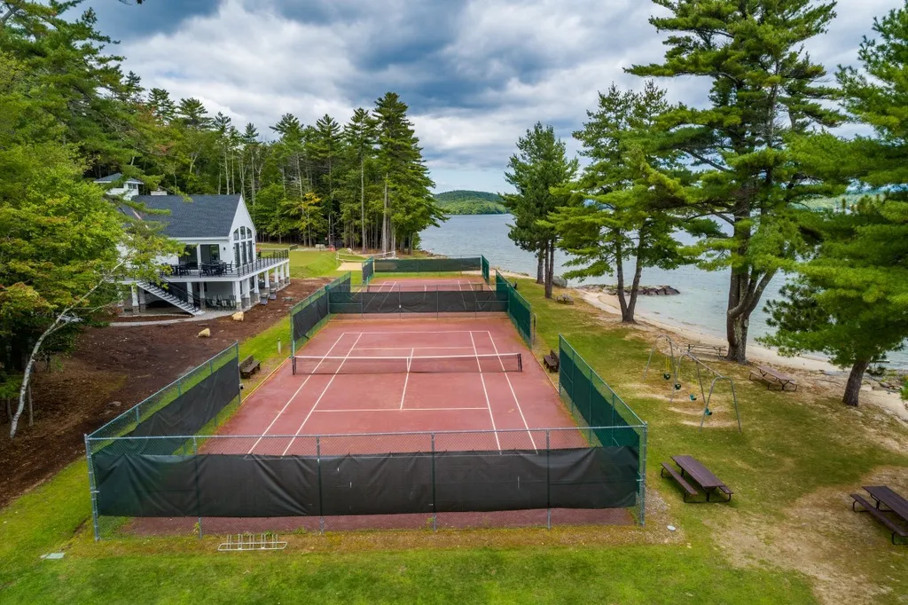 71 Blueberry Hill Lane Gilford NH 03249