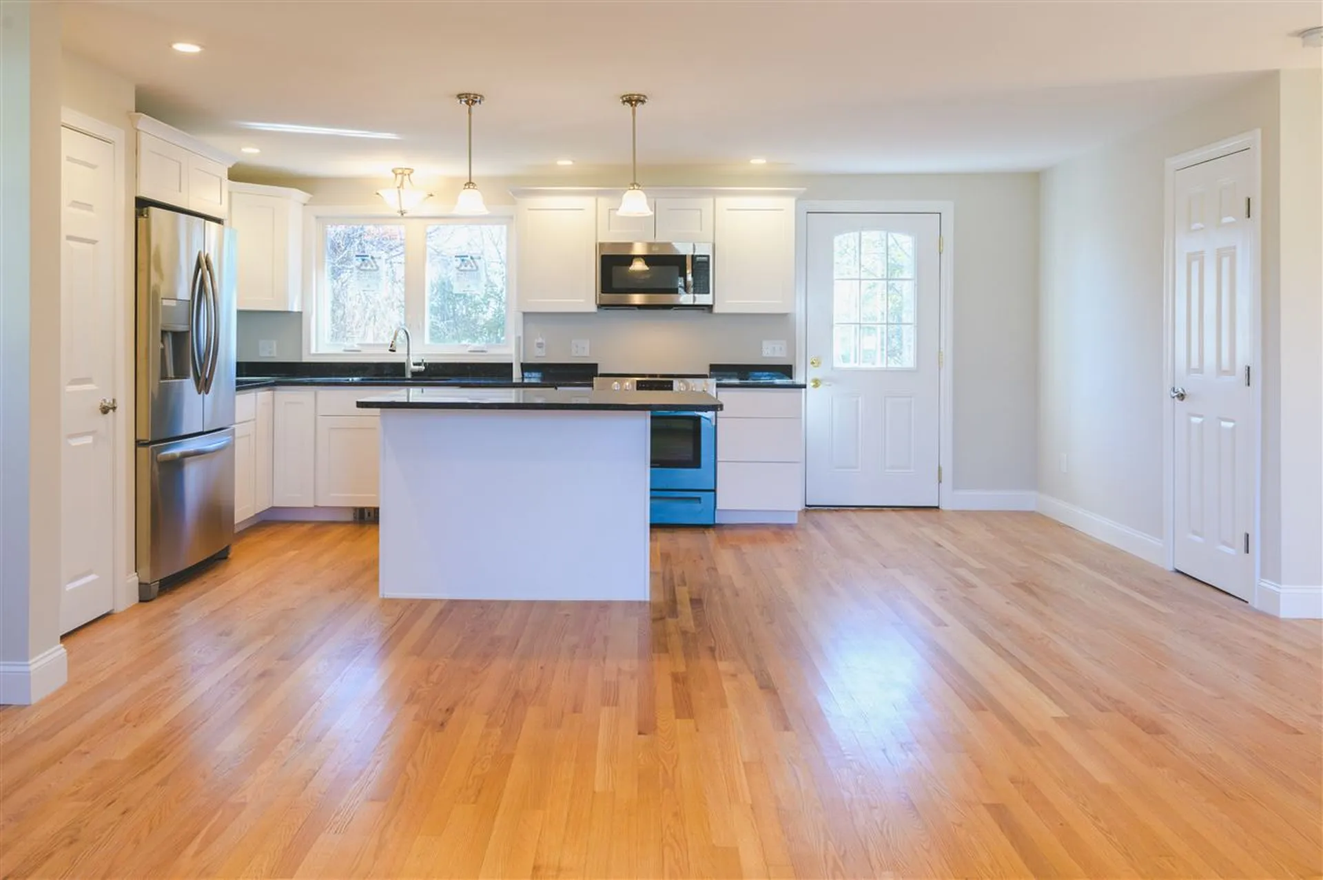 186 Leslie Drive Portsmouth NH 03801
