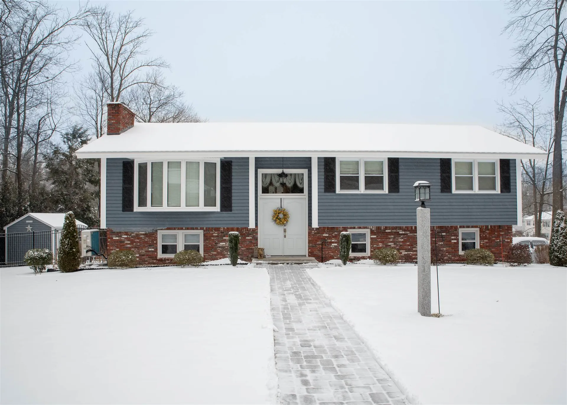8 Lucille Avenue Salem NH 03079