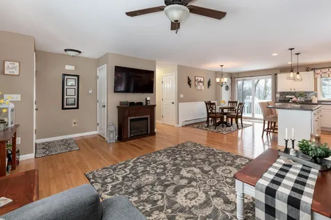 12 Ebony Drive Rochester NH 03867