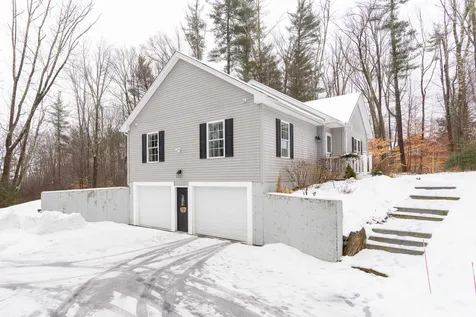 12 Ebony Drive Rochester NH 03867