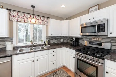 12 Ebony Drive Rochester NH 03867