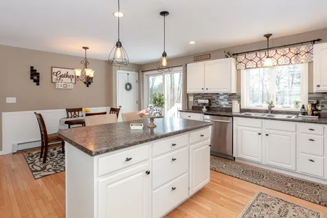 12 Ebony Drive Rochester NH 03867