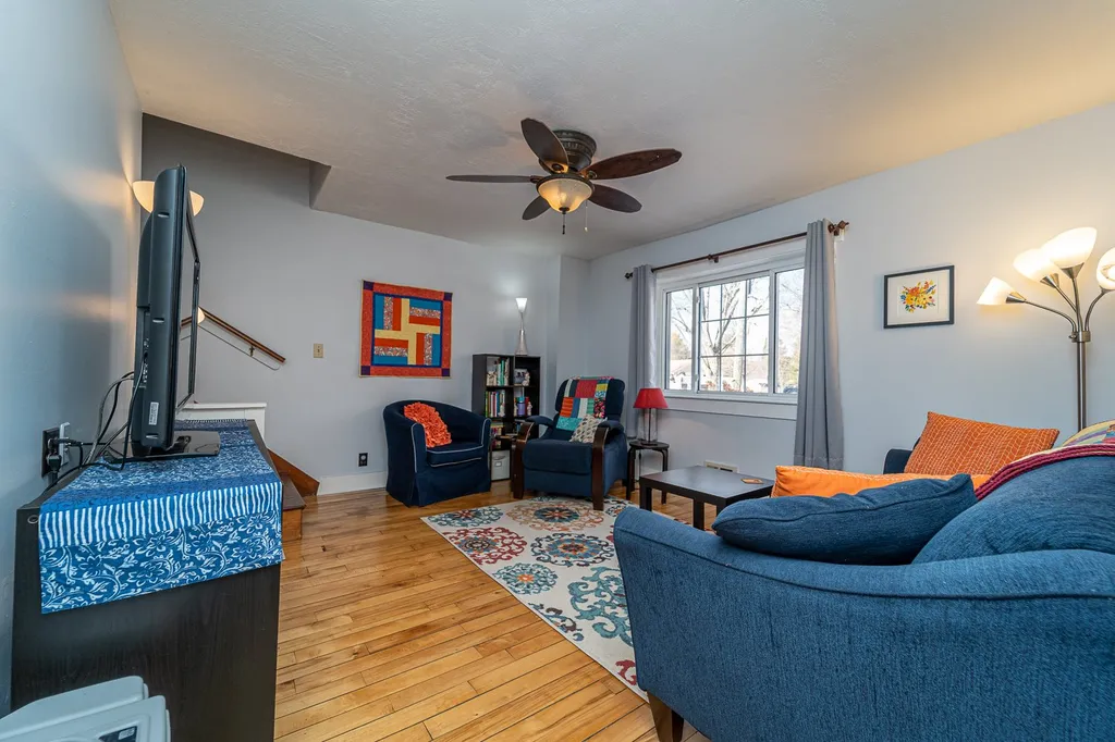 29 Cedar Street Newmarket NH 03857
