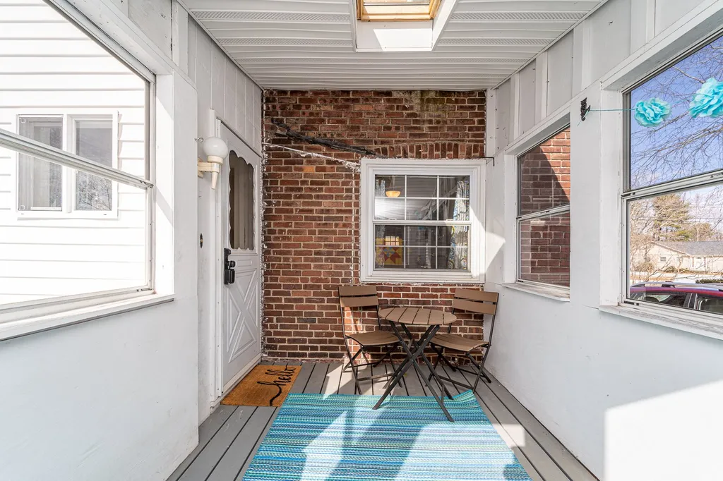 29 Cedar Street Newmarket NH 03857