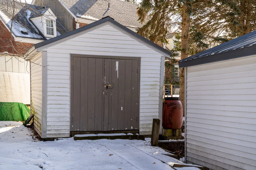 29 Cedar Street Newmarket NH 03857