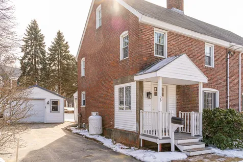 29 Cedar Street Newmarket NH 03857