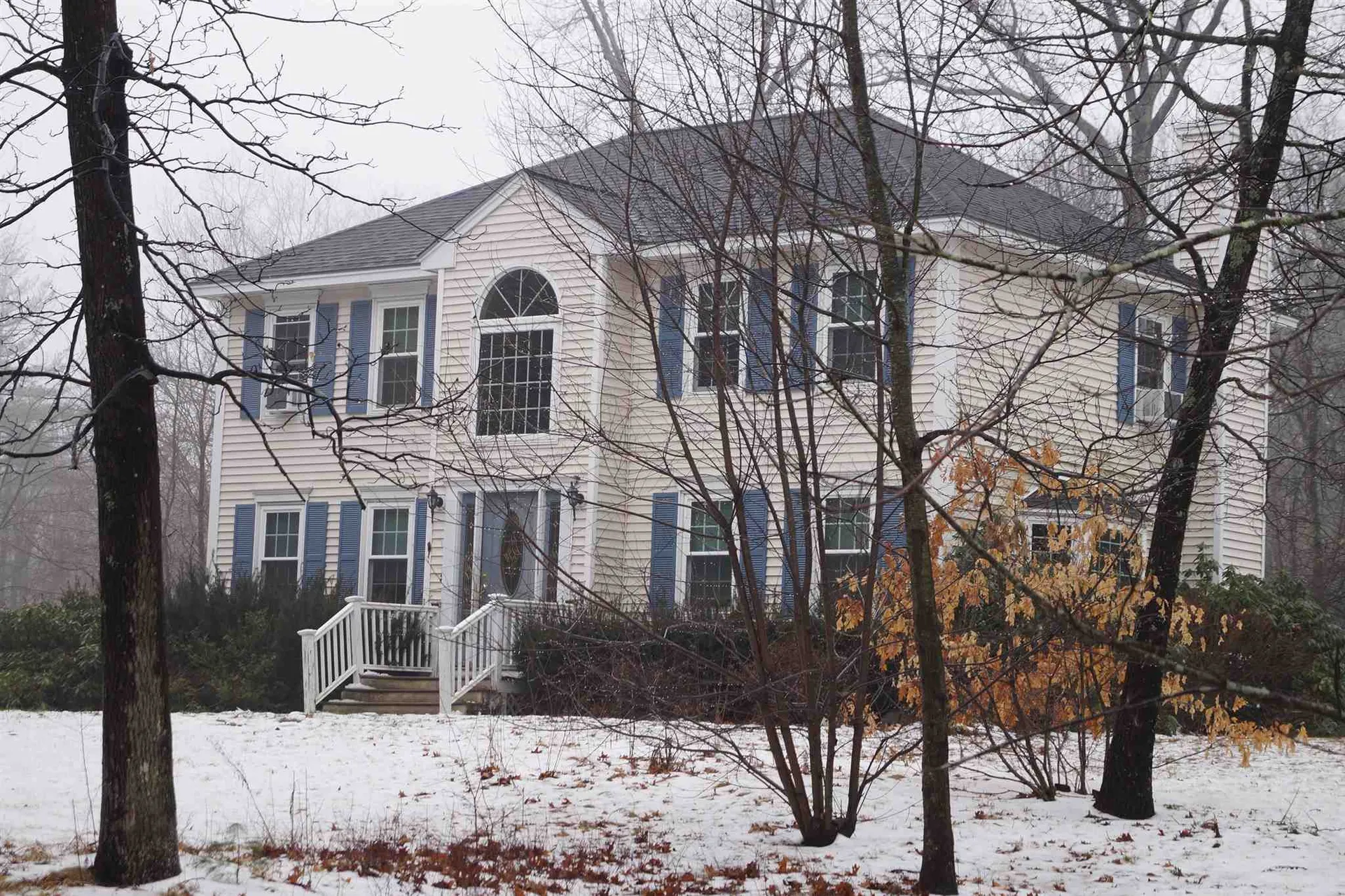 29 Nicholas Lane Pelham NH 03076