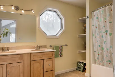 93 Mount Huggins Drive Swanzey NH 03446