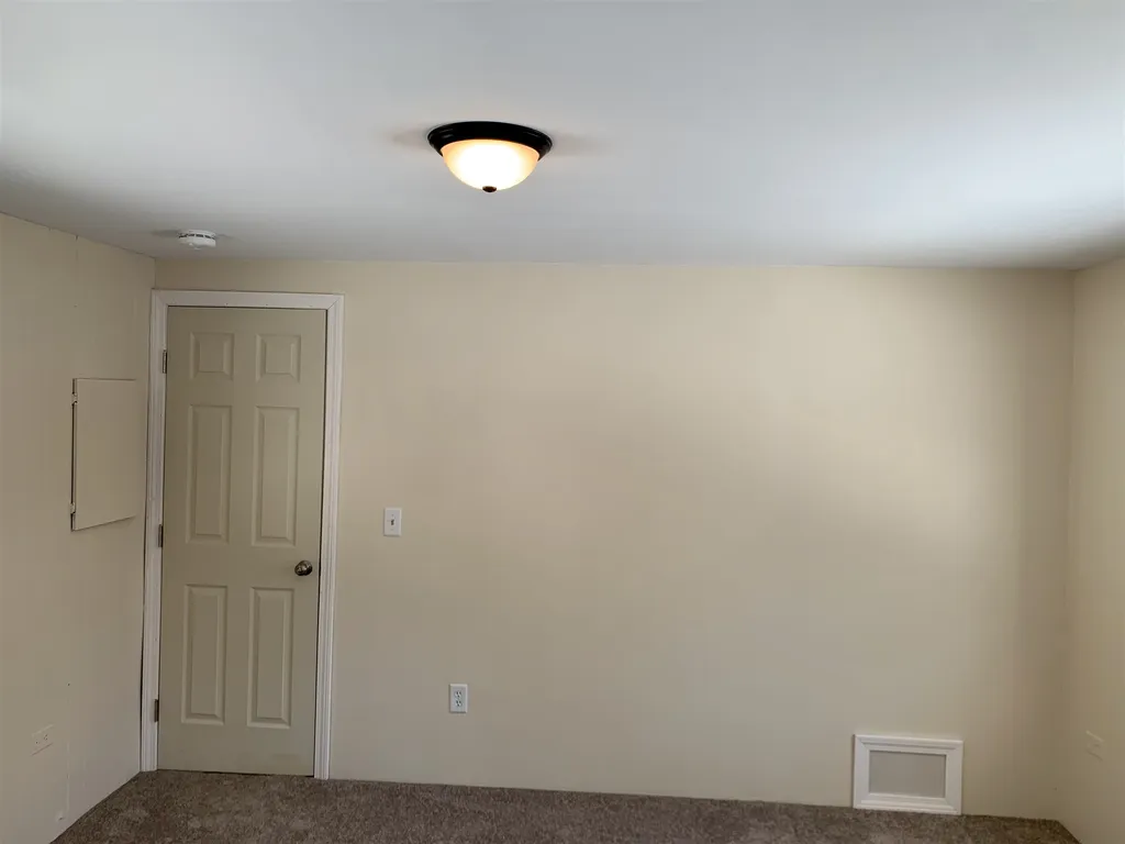 164 Estate Drive Barrington NH 03825