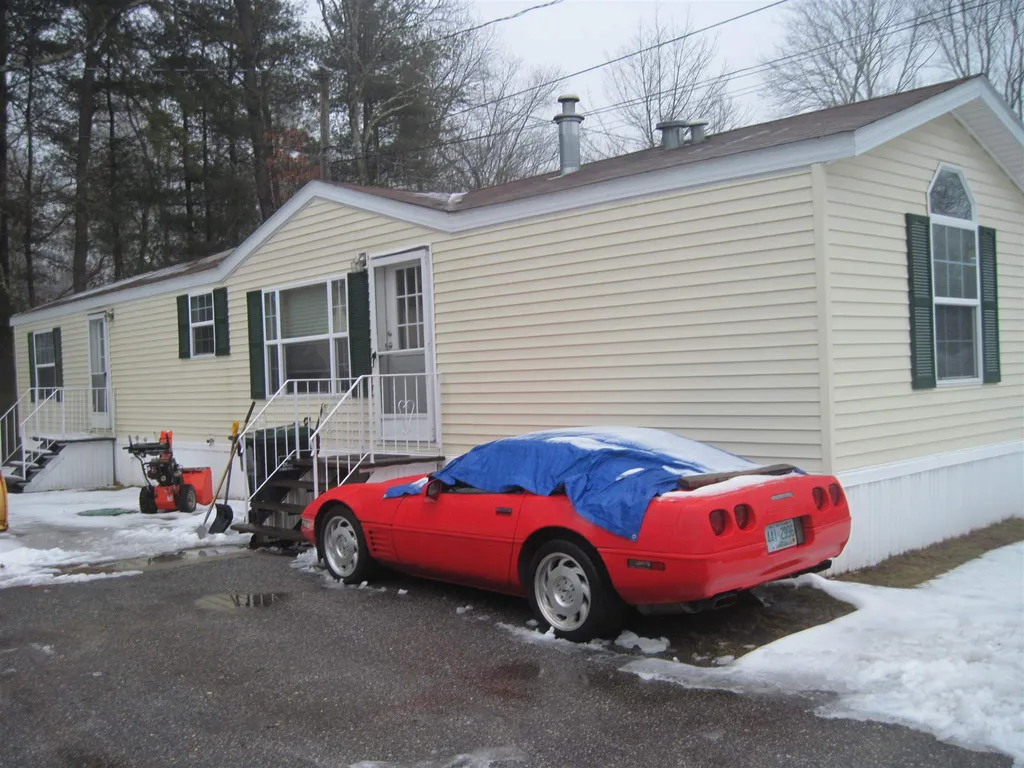 14 Horseshoe Drive Litchfield NH 03052