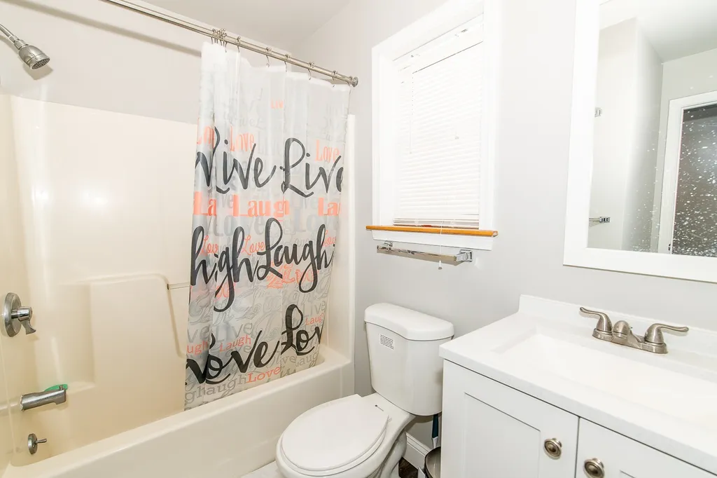 23 Abbey Road Williston VT 05495