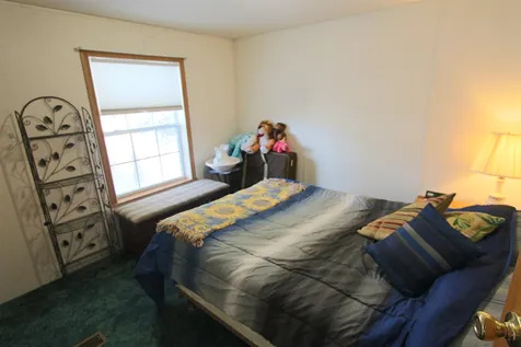 13 Brenda Street Nashua NH 03062