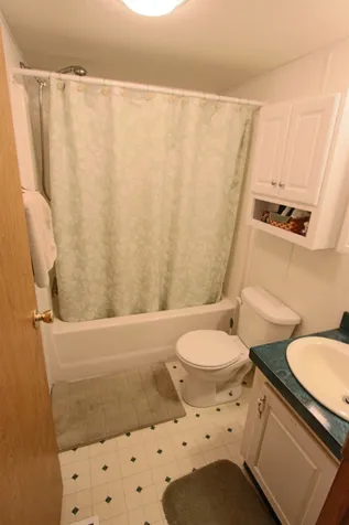 13 Brenda Street Nashua NH 03062