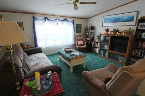 13 Brenda Street Nashua NH 03062