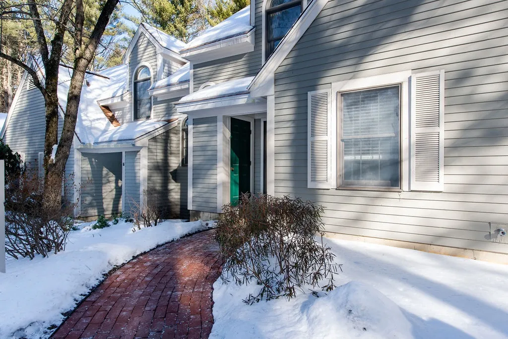 380 Ocean Road Portsmouth NH 03801