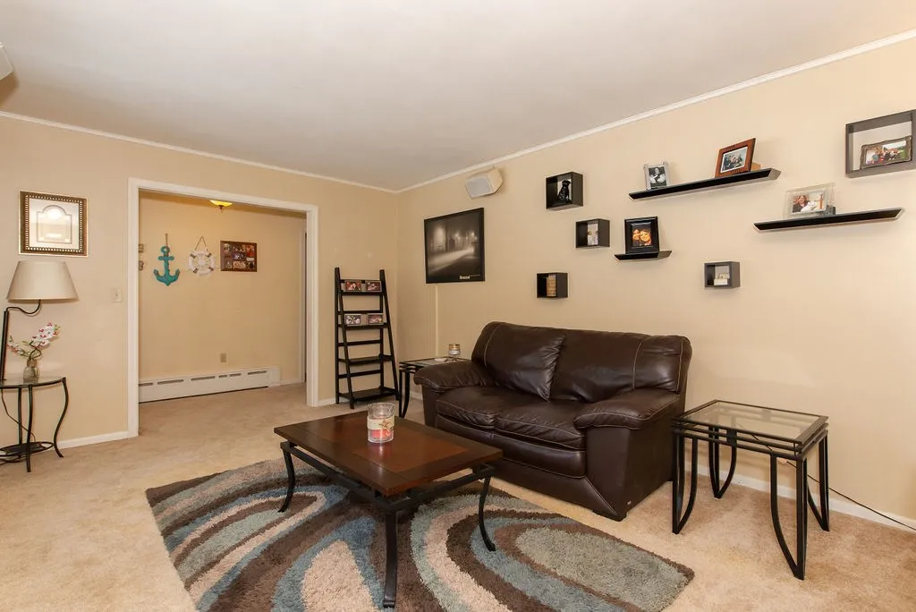 26 Lois Street Rochester NH 03867