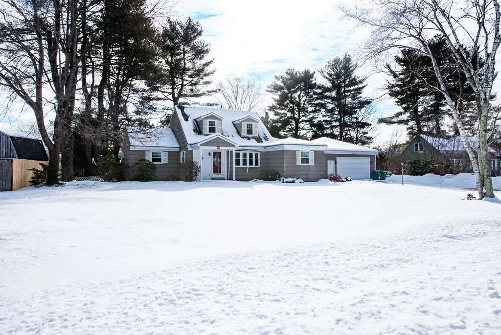 26 Lois Street Rochester NH 03867
