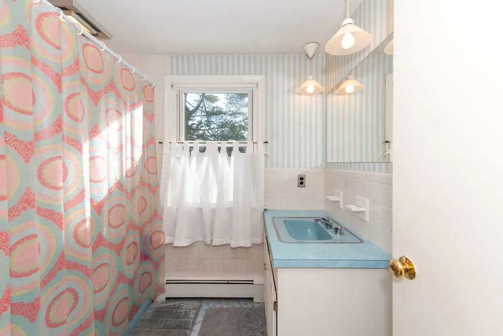 26 Lois Street Rochester NH 03867