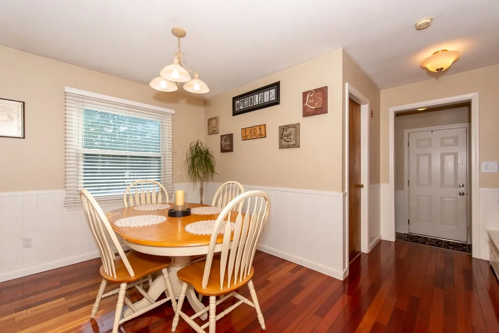 26 Lois Street Rochester NH 03867