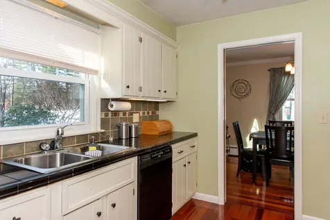 26 Lois Street Rochester NH 03867