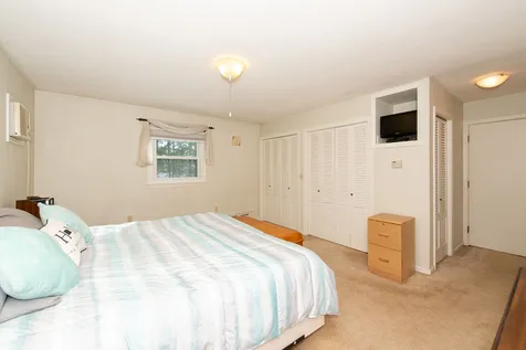 26 Lois Street Rochester NH 03867