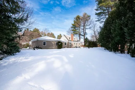 26 Lois Street Rochester NH 03867