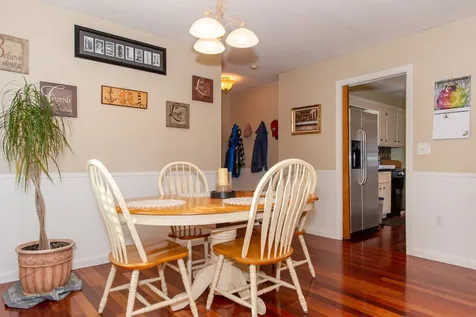 26 Lois Street Rochester NH 03867