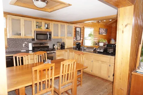 339 Pinnacle Road Newark VT 05871