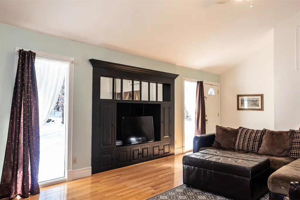 102 Waumbeck Road Wolfeboro NH 03894